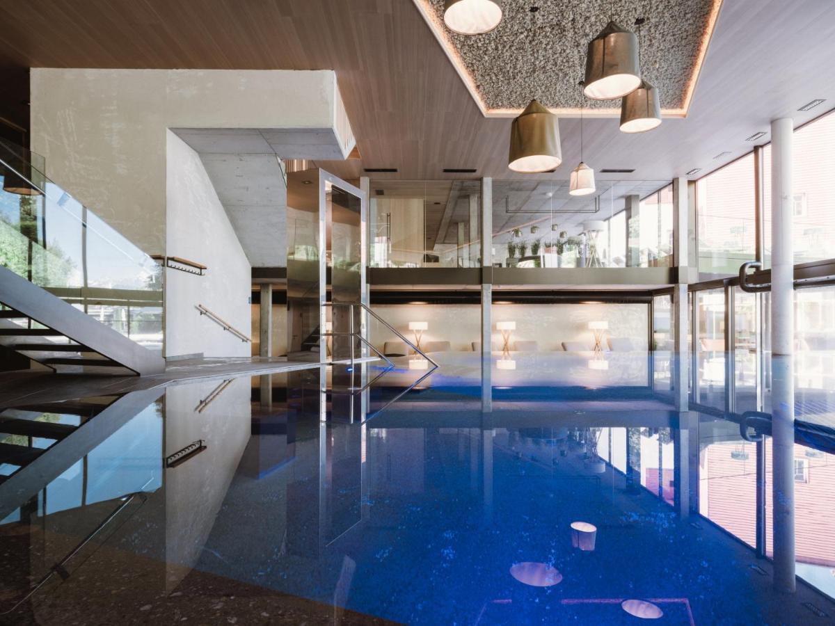 Lindenhof Pure Luxury & Spa Dolcevita Resort Naturns Bagian luar foto