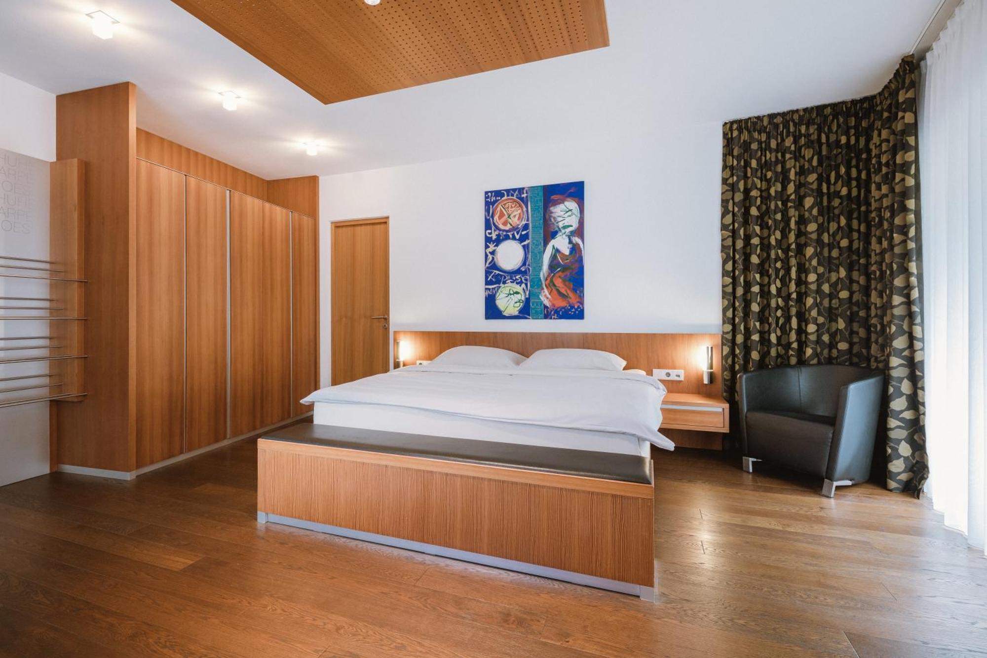 Lindenhof Pure Luxury & Spa Dolcevita Resort Naturns Bagian luar foto