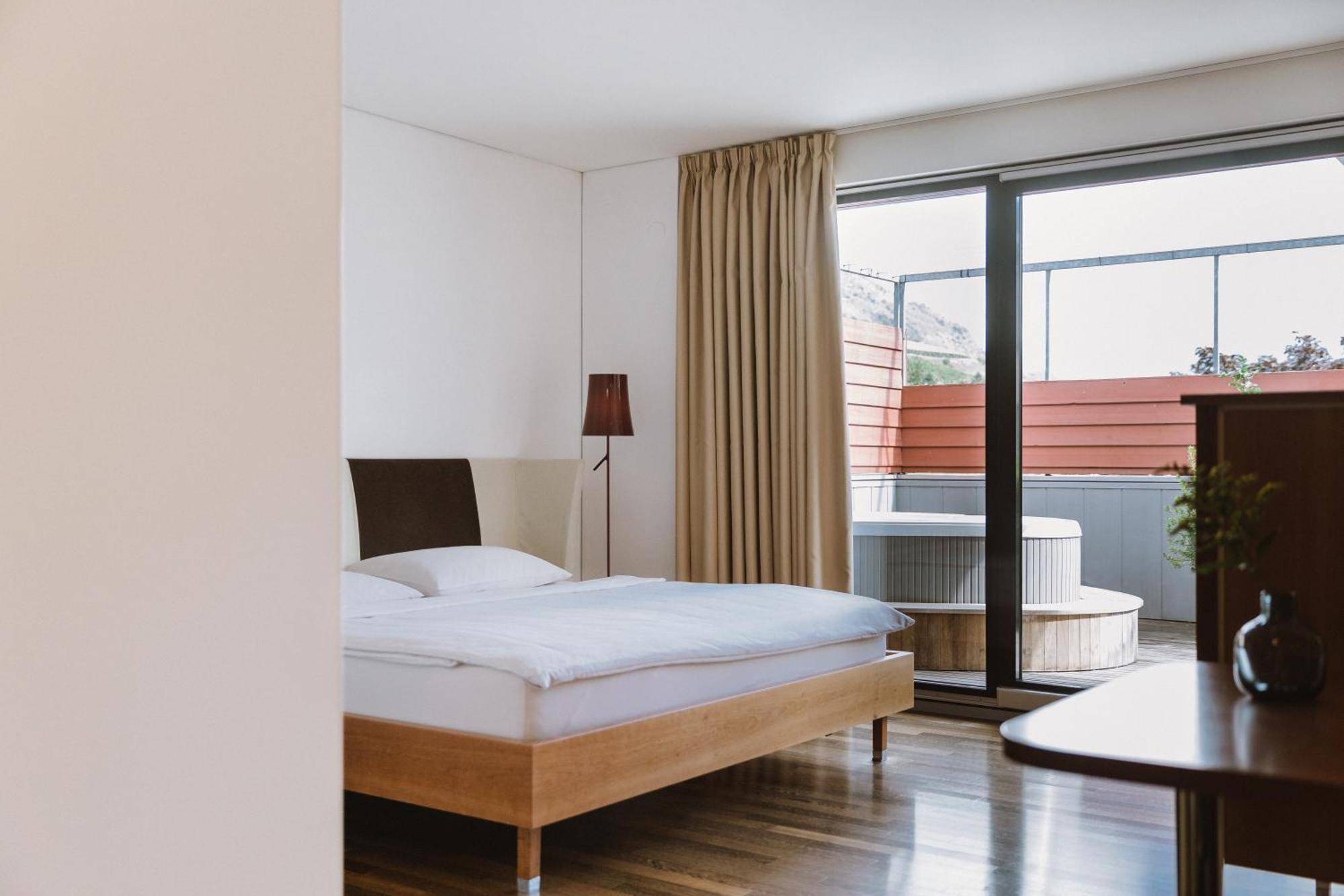 Lindenhof Pure Luxury & Spa Dolcevita Resort Naturns Bagian luar foto