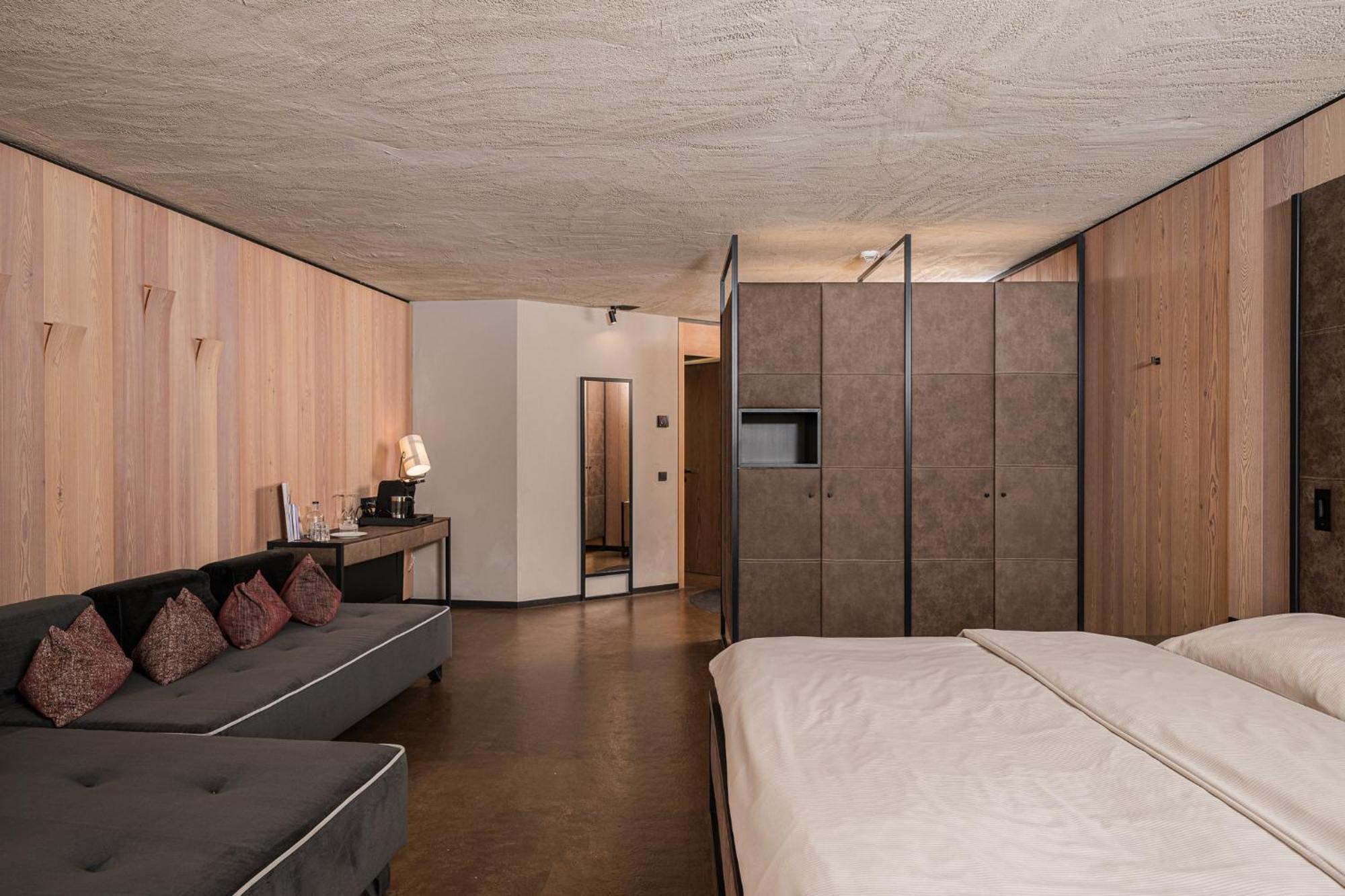 Lindenhof Pure Luxury & Spa Dolcevita Resort Naturns Bagian luar foto